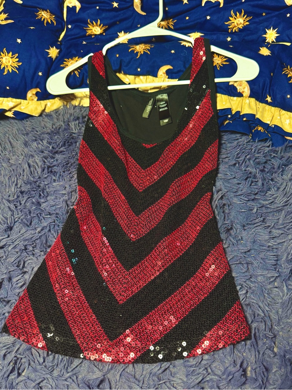 Bisou Bisou Red Black Glam Chevron Sequin Tank XS